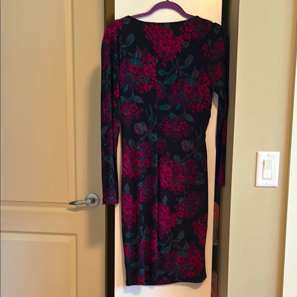 Chaps Ralph Lauren Ruched Black and Pink Bodycon Dress V-Neck Long Sleeve - Picture 2 of 4